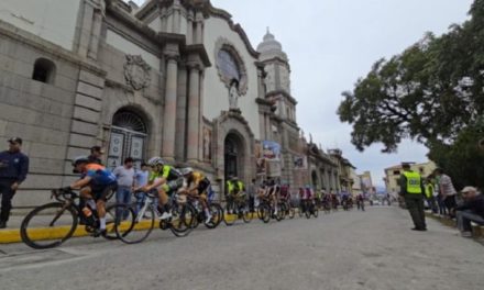 Inicia la 61ª Vuelta a Venezuela en Mérida