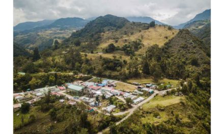 Gobierno de Colombia y campesinos acuerdan proteger páramo de Sumapaz