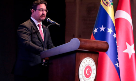 Türkiye insta al levantamiento de sanciones contra Venezuela