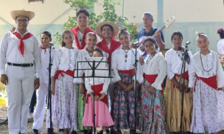 Realizado encuentro educativo-comunitario «Cuenta, Canta y Baila La Llora» en Zuata