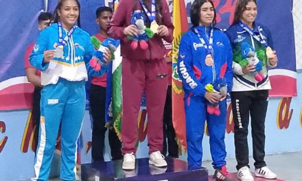 Edwar Cerrada y Tiffany Álvarez se colgaron plata y bronce en Lucha Olímpica