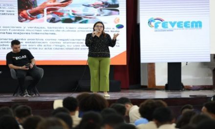 Incentivan a jóvenes a cultivar el conocimiento científico en Congreso de la Feveem