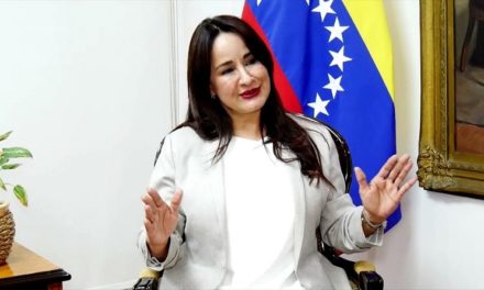 Designan como embajadora de Venezuela ante México