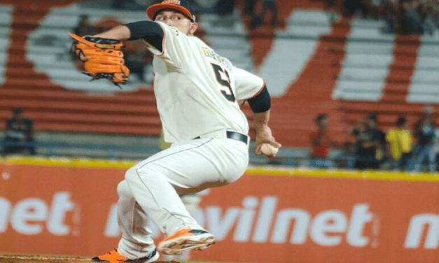 Silvino Bracho se alzó con el premio al cerrador del año en la LVBP