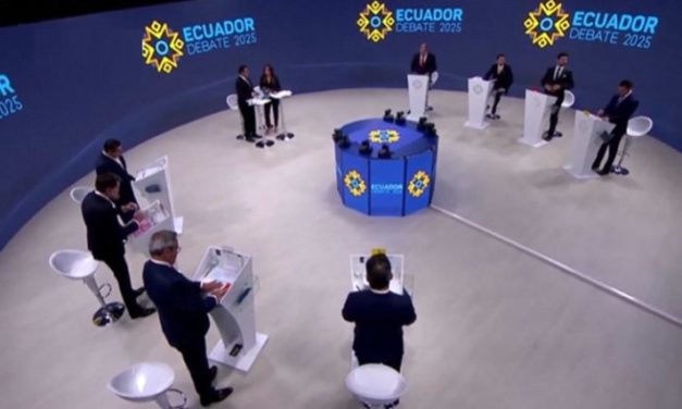 Noboa y González no coincidieron en debate presidencial en Ecuador