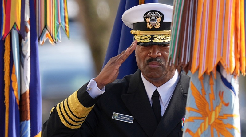 Jefe Comando Sur EEUU se retira al cuestionar procedimientos de ataques en el Caribe