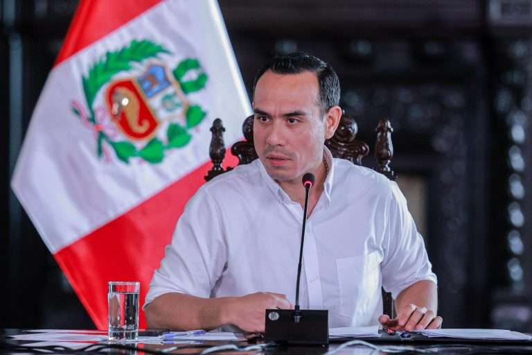 Congreso de Perú destituye al presidente interino José Jerí