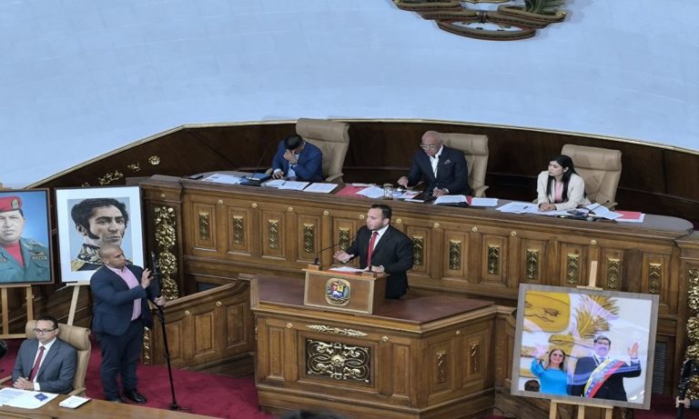 AN aprueba nombramiento de María Elena Uzzo Giannattasio como embajadora en Italia