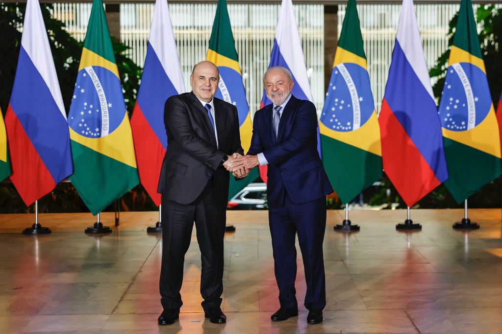 Lula y primer ministro ruso abordan potencial del comercio bilateral