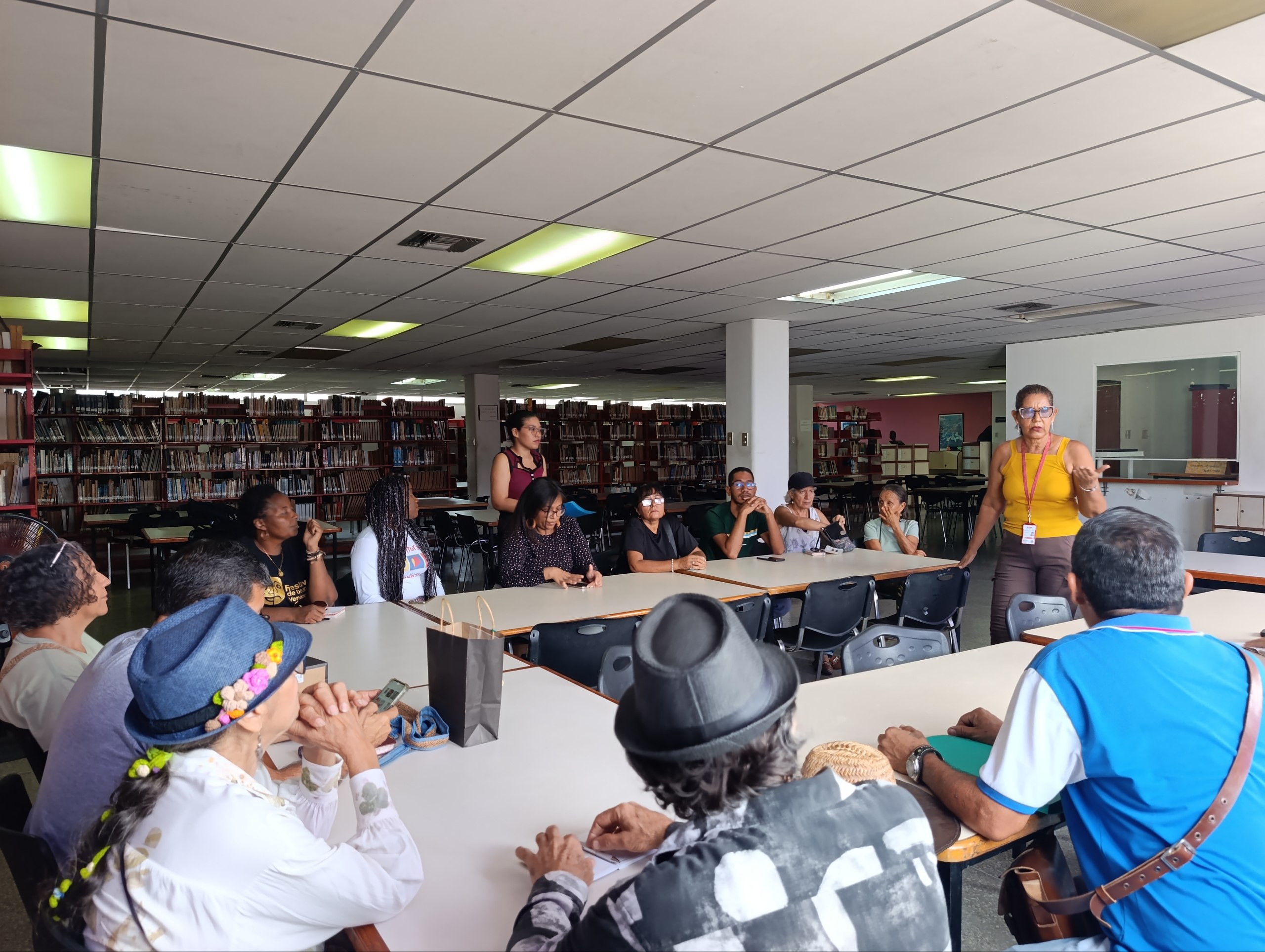 Maestros artesanos de Aragua promueven la paz y la memoria