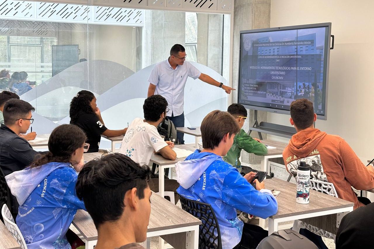 Aprueban 45 nuevos posgrados en universidades venezolanas