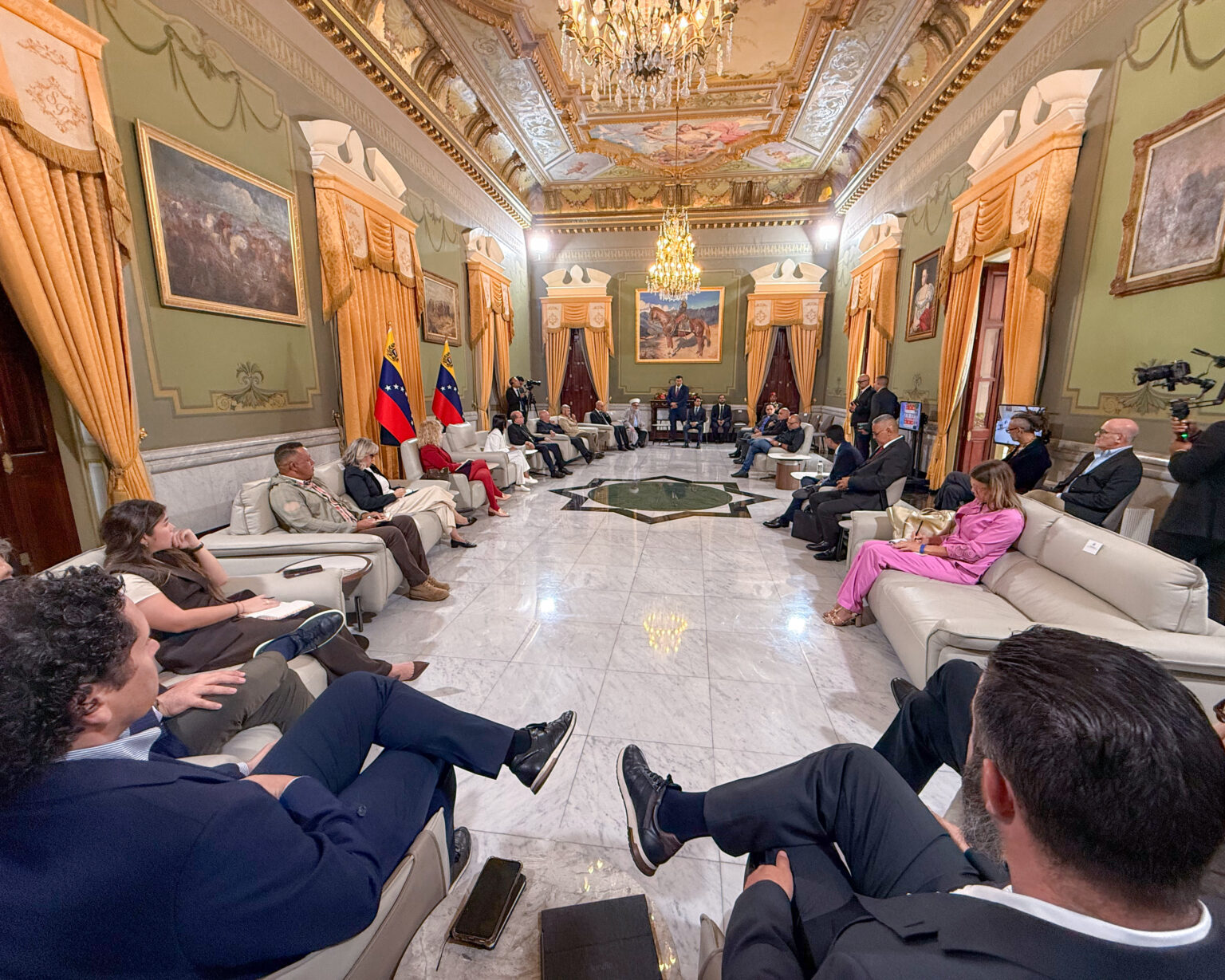 Diálogo multidimensional se promueve a través del Programa de Convivencia y Paz