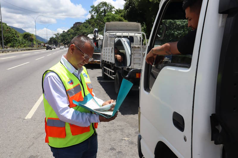 Instituto Nacional de Transporte Terrestre simplifica registro para operadoras de transporte de carga