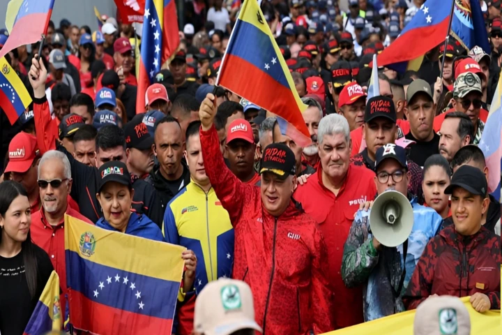 Cabello: Venezuela vive una democracia en la que el pueblo se expresa y decide