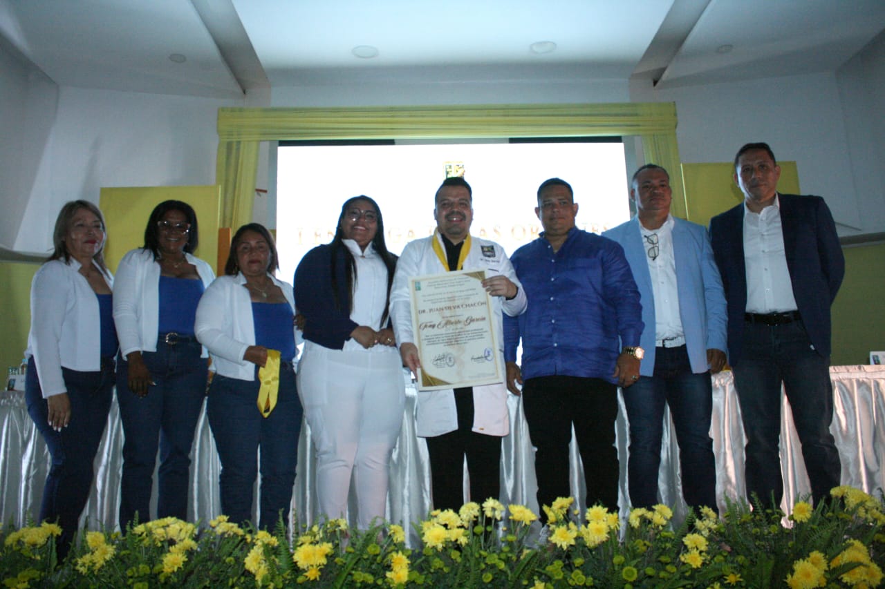 Municipio Lamas reconoció a profesionales de la Salud con Sesión Solemne