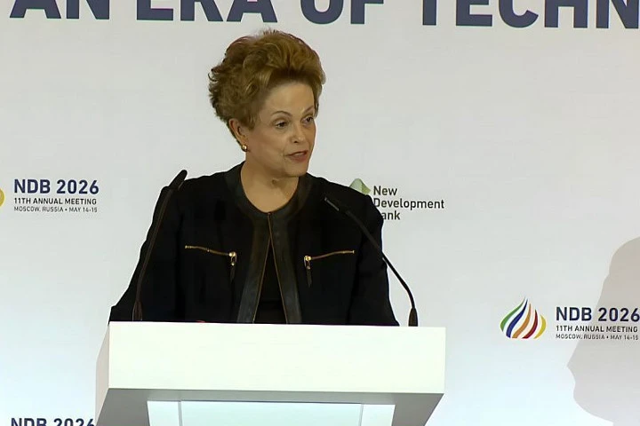 Dilma Rousseff anuncia estrategia del banco BRICS para responder a crisis globales
