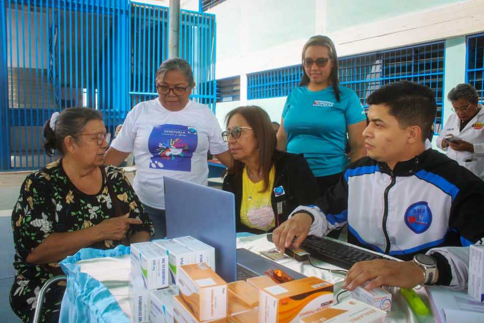 SUAF entregó medicamentos gratuitos a adultos mayores en Mariño