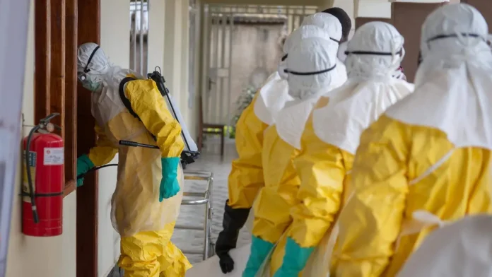 México refuerza medidas preventivas contra el ébola