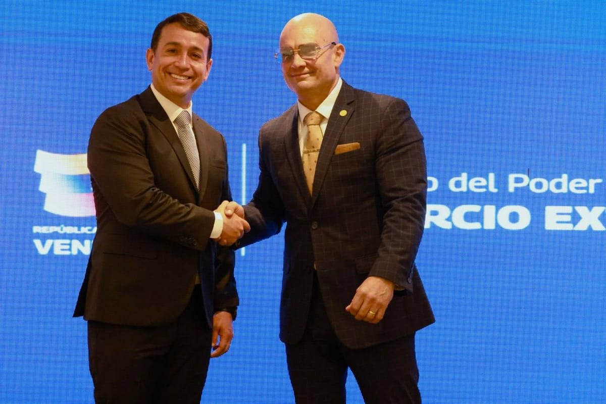 Gobierno y sector industrial consolidan agenda conjunta para potenciar las exportaciones venezolanas