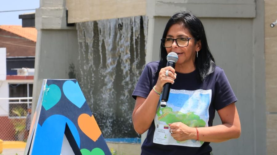 Delcy Rodríguez sobre los migrantes: «Es hora de que regresen a su patria»