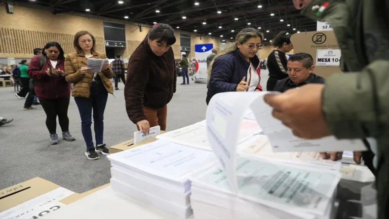 Refuerzan seguridad para elecciones presidenciales de Colombia este 21 de junio