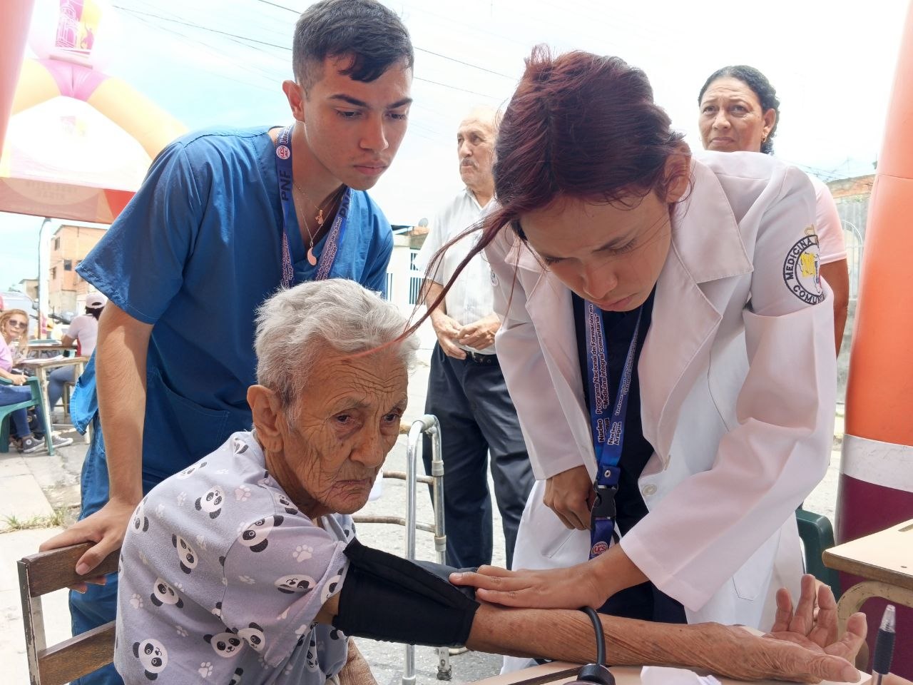 Jornada de atención integral favoreció a familias en la comunidad de La Mora