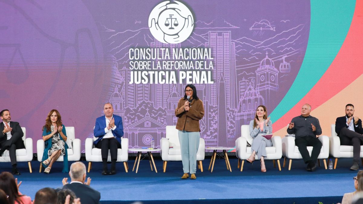 Rodríguez: Consulta para Reforma de Justicia Penal es un paso histórico de la nueva Venezuela