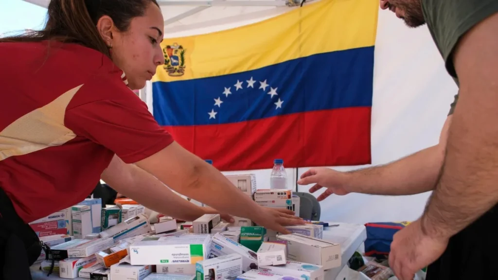 Abren en México centro de acopio en apoyo a venezolanos tras sismos