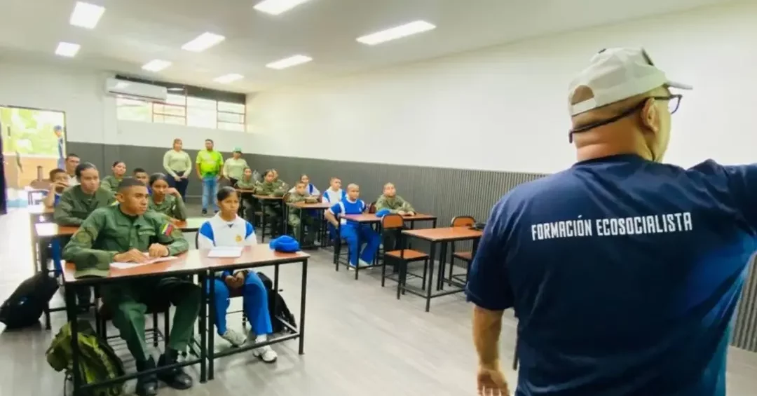 Liceo Militar Libertador participo en jornada de reciclaje y ecología