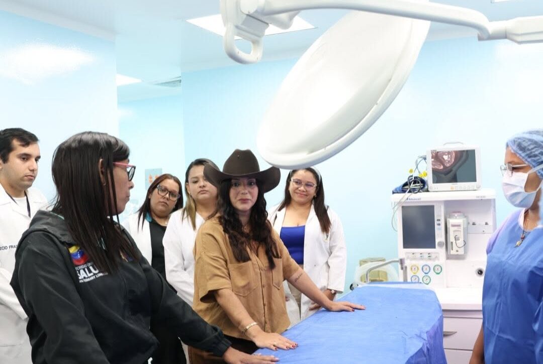 Gobernadora inauguró el primer quirófano y sala de parto de Camatagua
