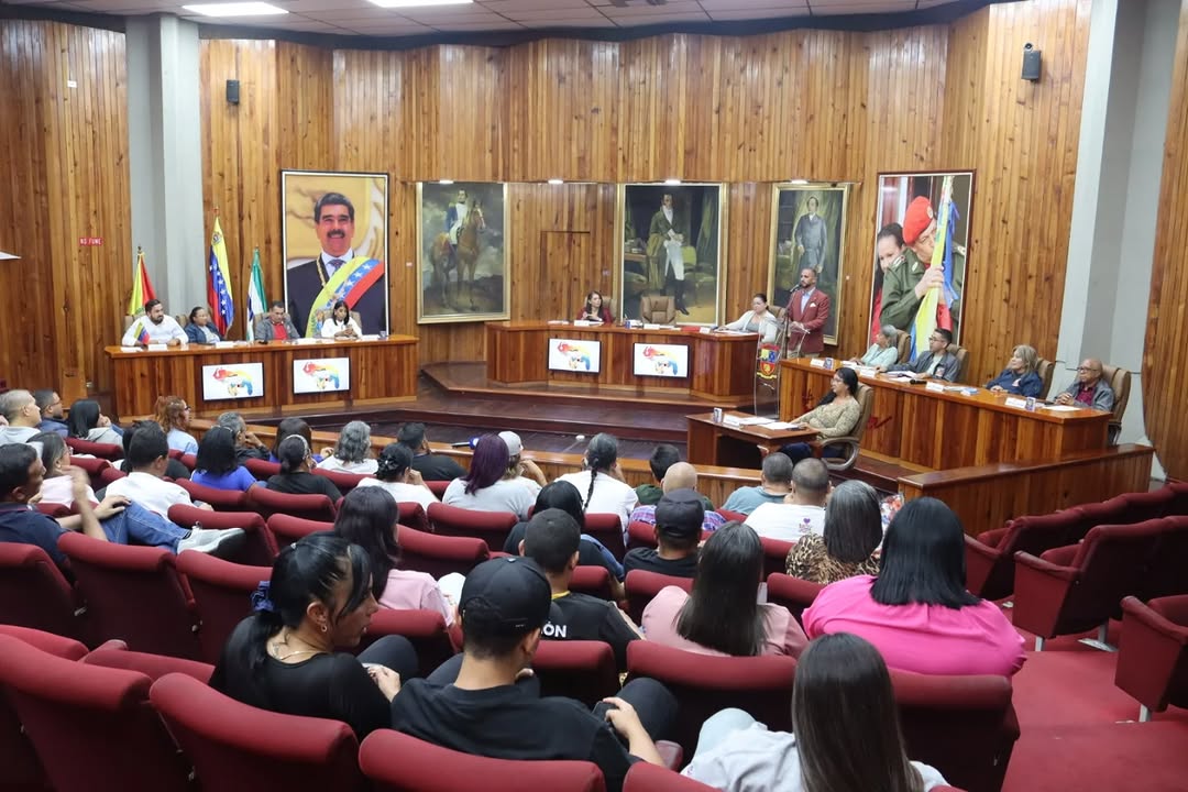 Concejo Municipal de Maracay-Choroní hará consultas para otorgar el Premio «Hugo Montesinos»