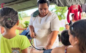 Despliegan jornada de atención  social «casa por casa» en Urdaneta tras recientes sismos