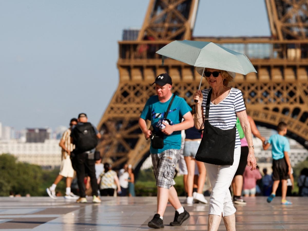 Fuerte ola de calor paraliza actividades escolares y ferroviarias en Francia