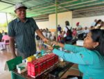 Familias de Urdaneta recibieron atención y alimentos en jornada integral