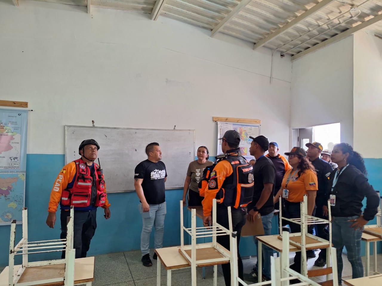 Alcalde Tony García encabeza recorrido de inspección de infraestructuras tras evento sísmico