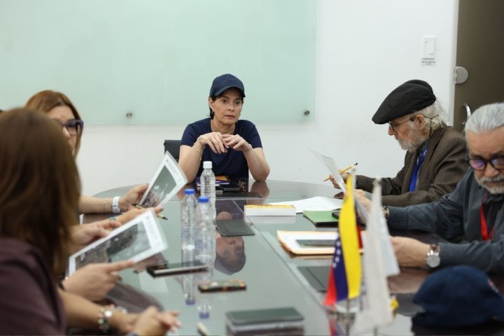 Científicos evalúan detalles técnicos de los sismos en Venezuela
