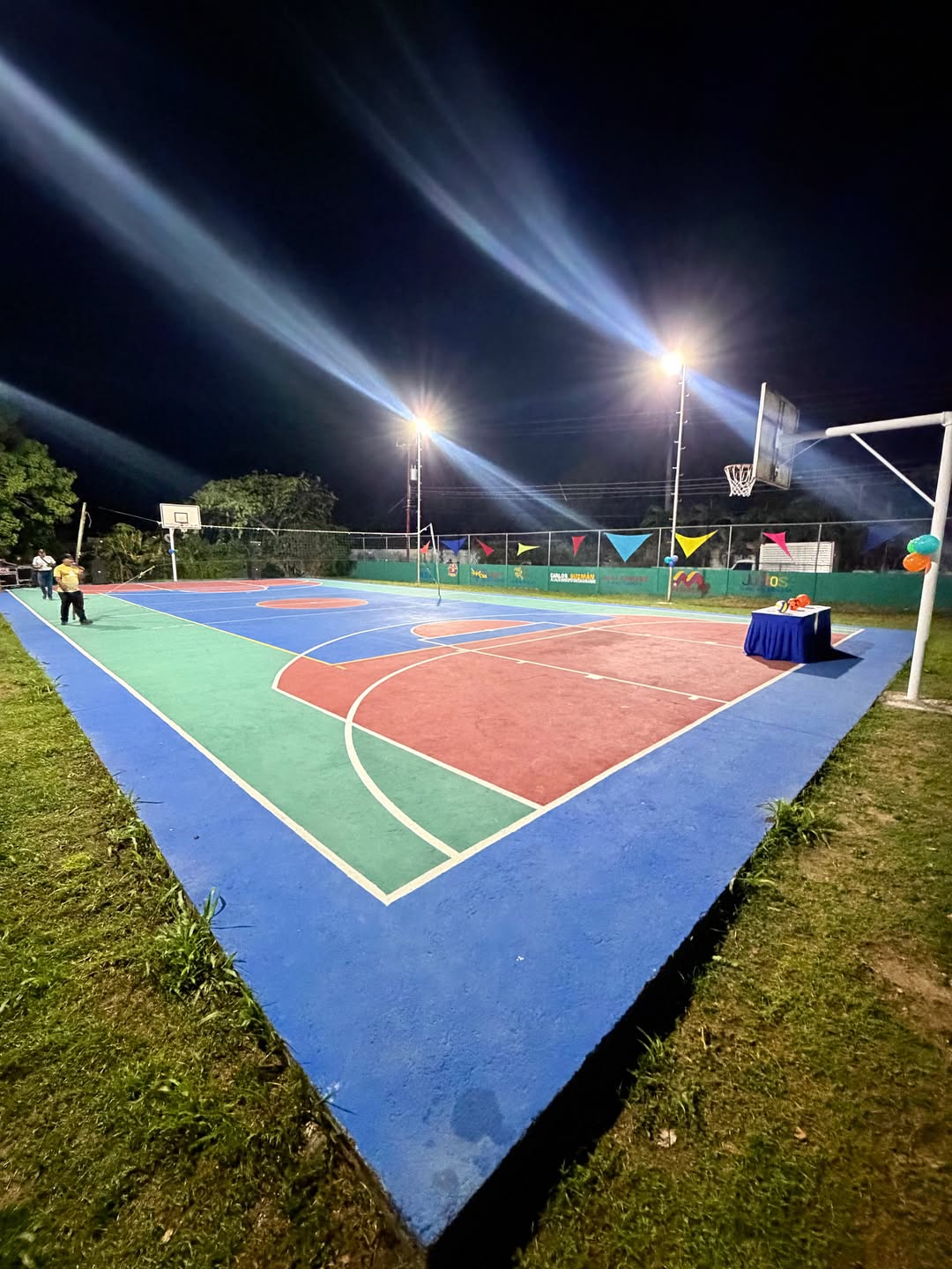 Cancha recuperada promueve integración y deporte en Mariño