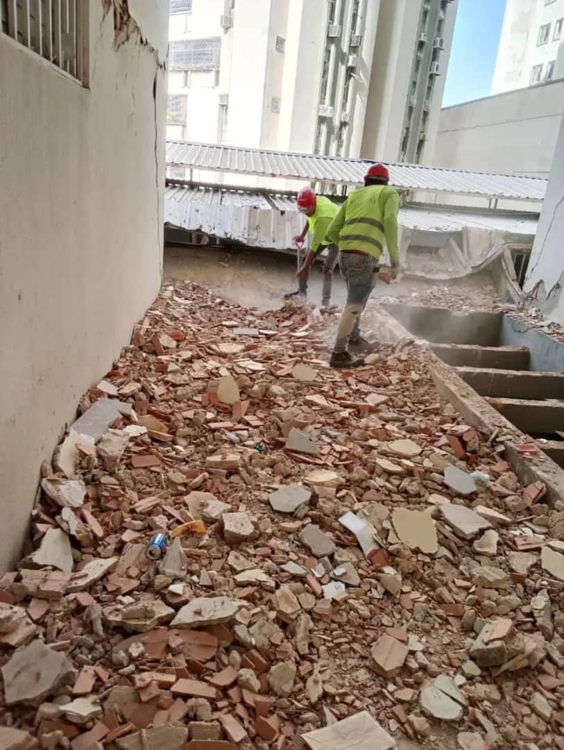 Inspeccionan 90 edificaciones y mantiene mil 800 funcionarios desplegados en Girardot