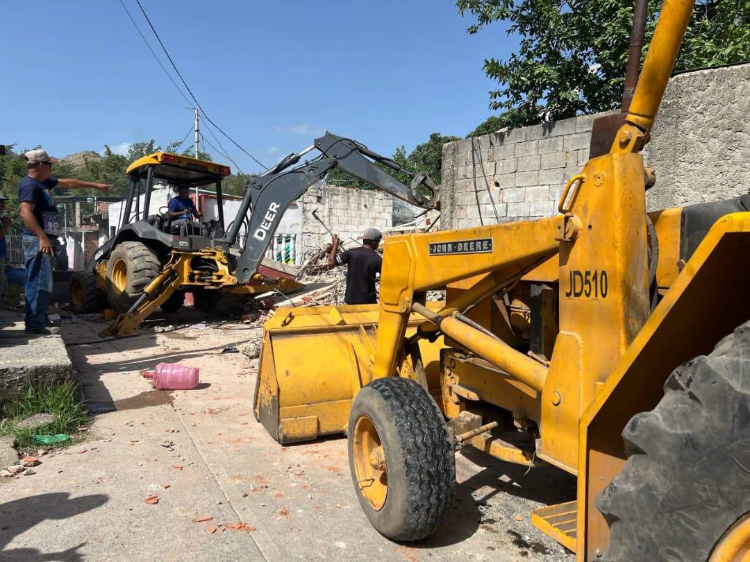 Alcaldesa Marisol Rodríguez inspeccionó zona afectada en San Mateo