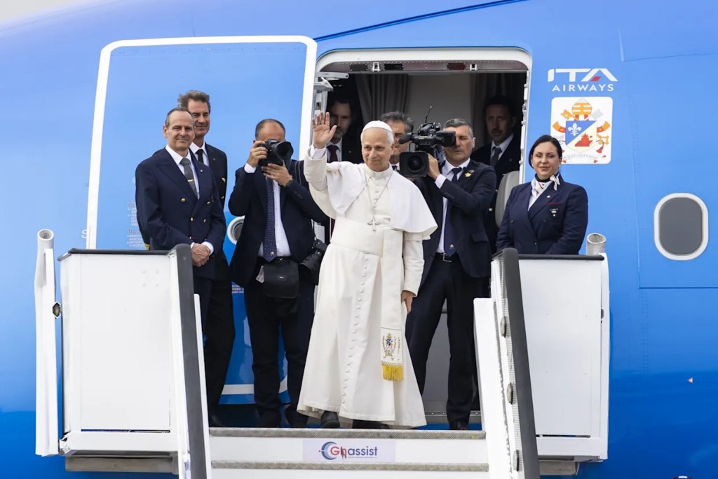 España ultimos preparativos de visita papal a coste multimillonario