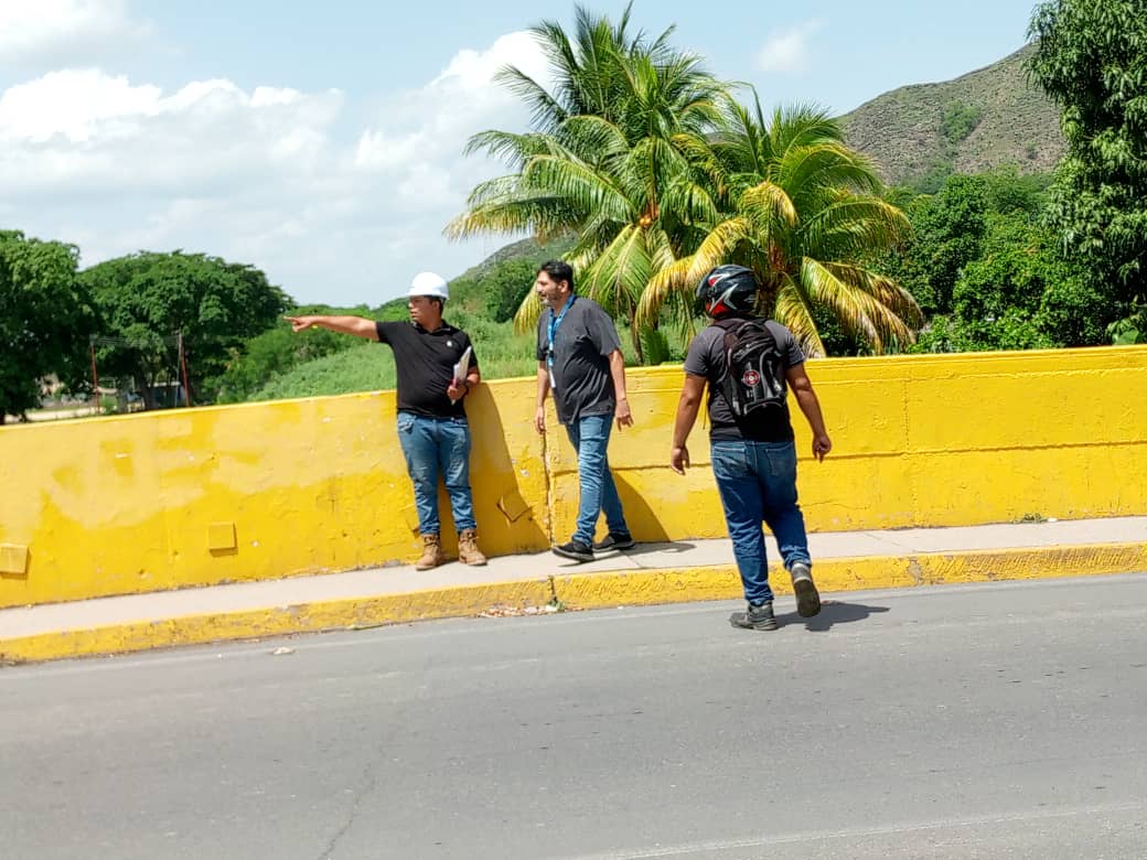 Tránsito a través del puente de La Candelaria está en completa normalidad