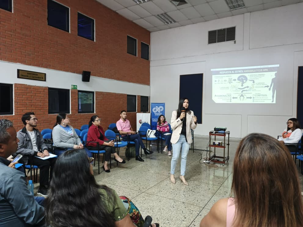 Realizado conversatorio sobre salud mental para periodistas de Aragua