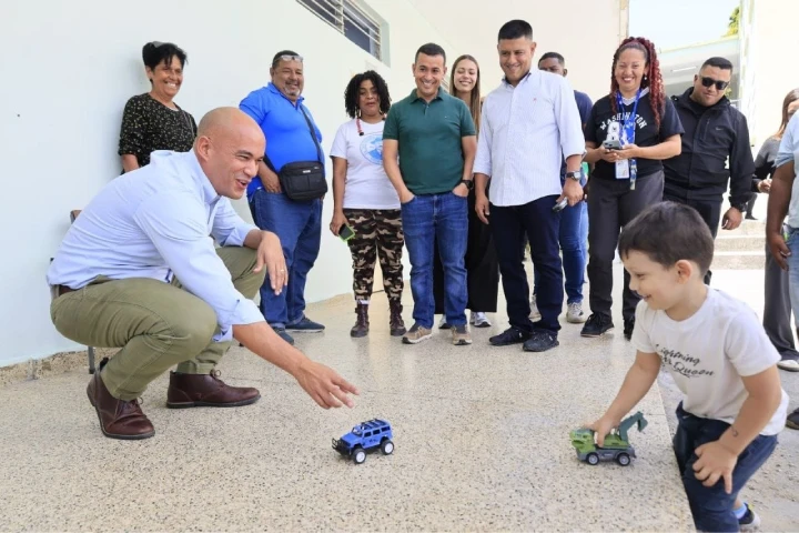 Rodríguez: Campamentos deben ser espacios de contención y protección para las familias