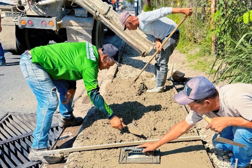 Construcción de aceras y brocales mejorará movilidad peatonal en Mariño