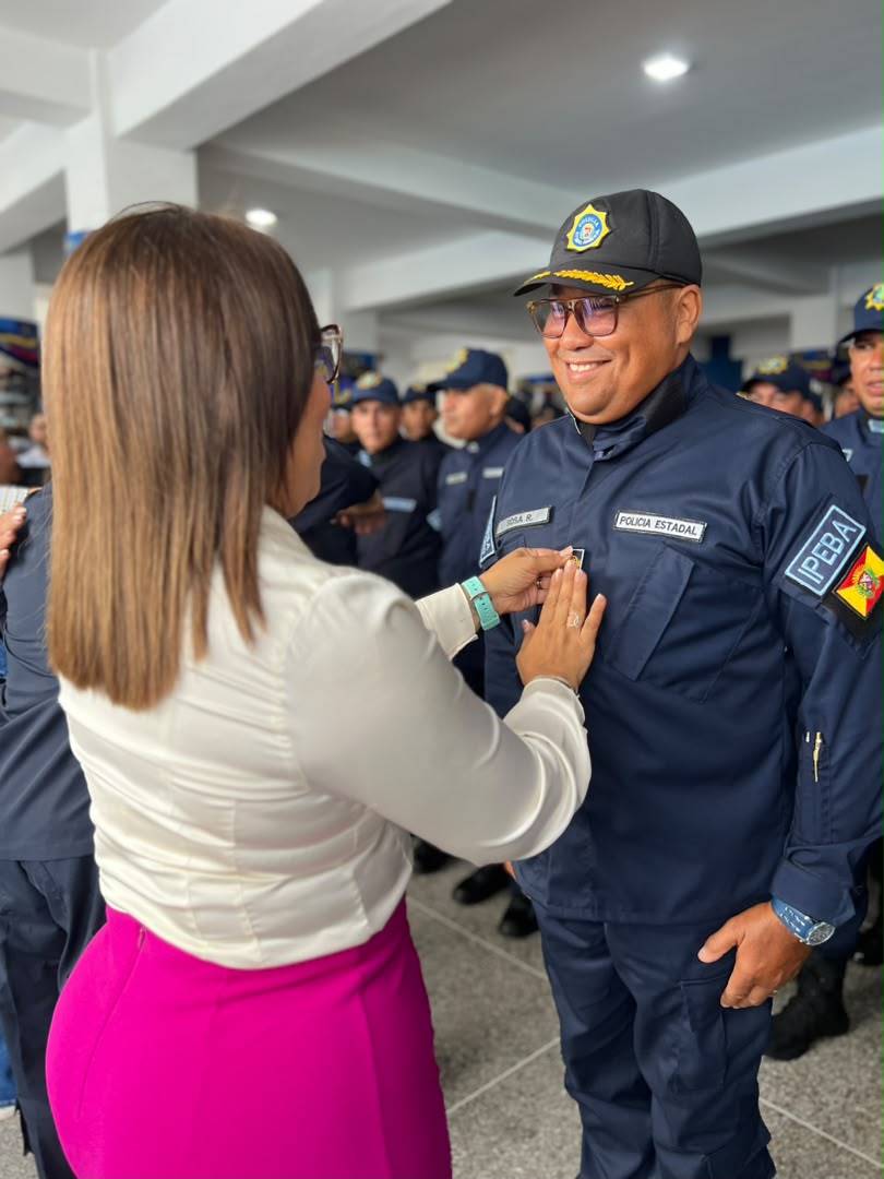 Ascendidos 285 funcionarios de la Policía de Aragua en Acto de Ascenso Ordinario 2026