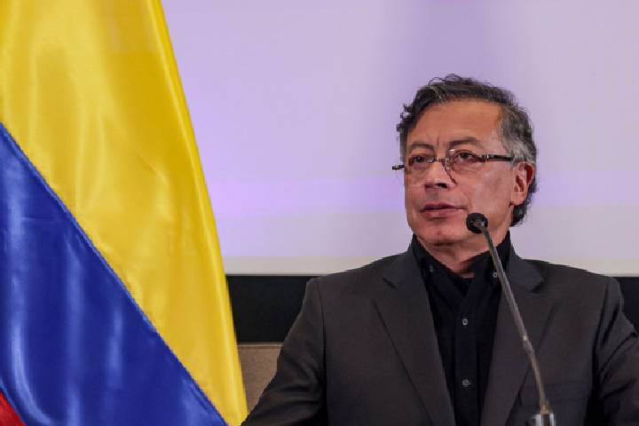 Petro destina 970 millones de dólares para mitigar efectos del fenómeno El Niño