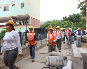 Presidenta Delcy Rodríguez recorre comunidades mirandinas atendidas por el Plan «Venezuela Renace»