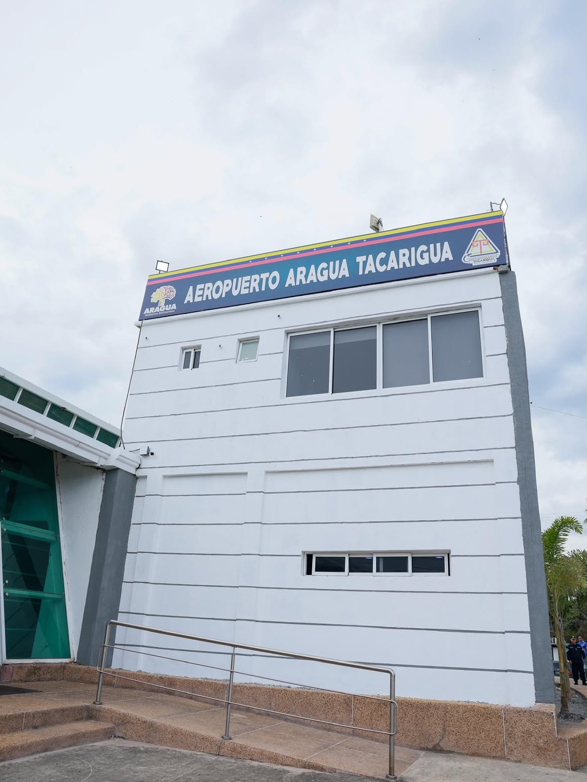 Aeropuerto Tacarigua alcanza 80% de avances en rehabilitación