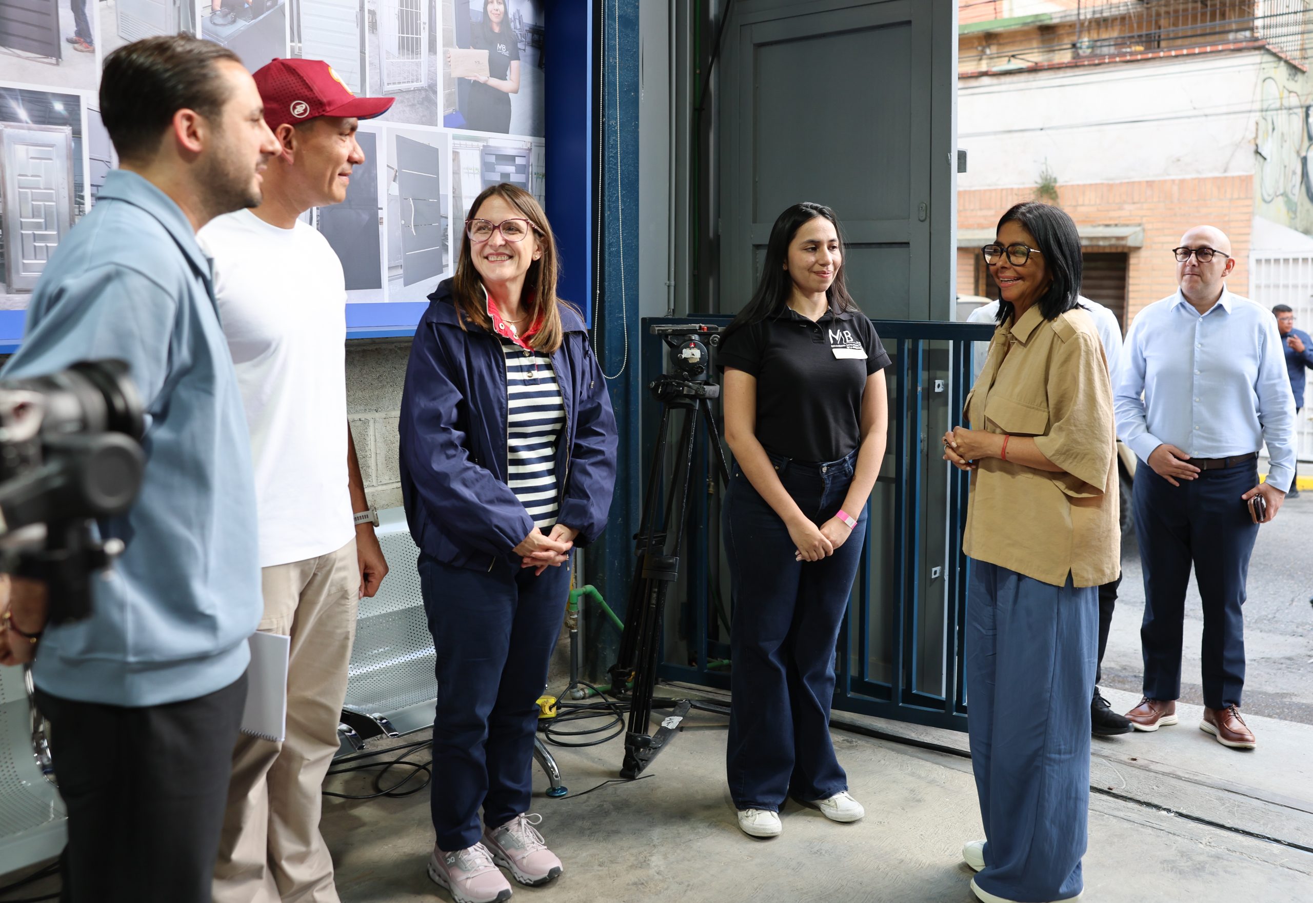 Presidenta Delcy Rodríguez inspeccionó avance de industria metalúrgica