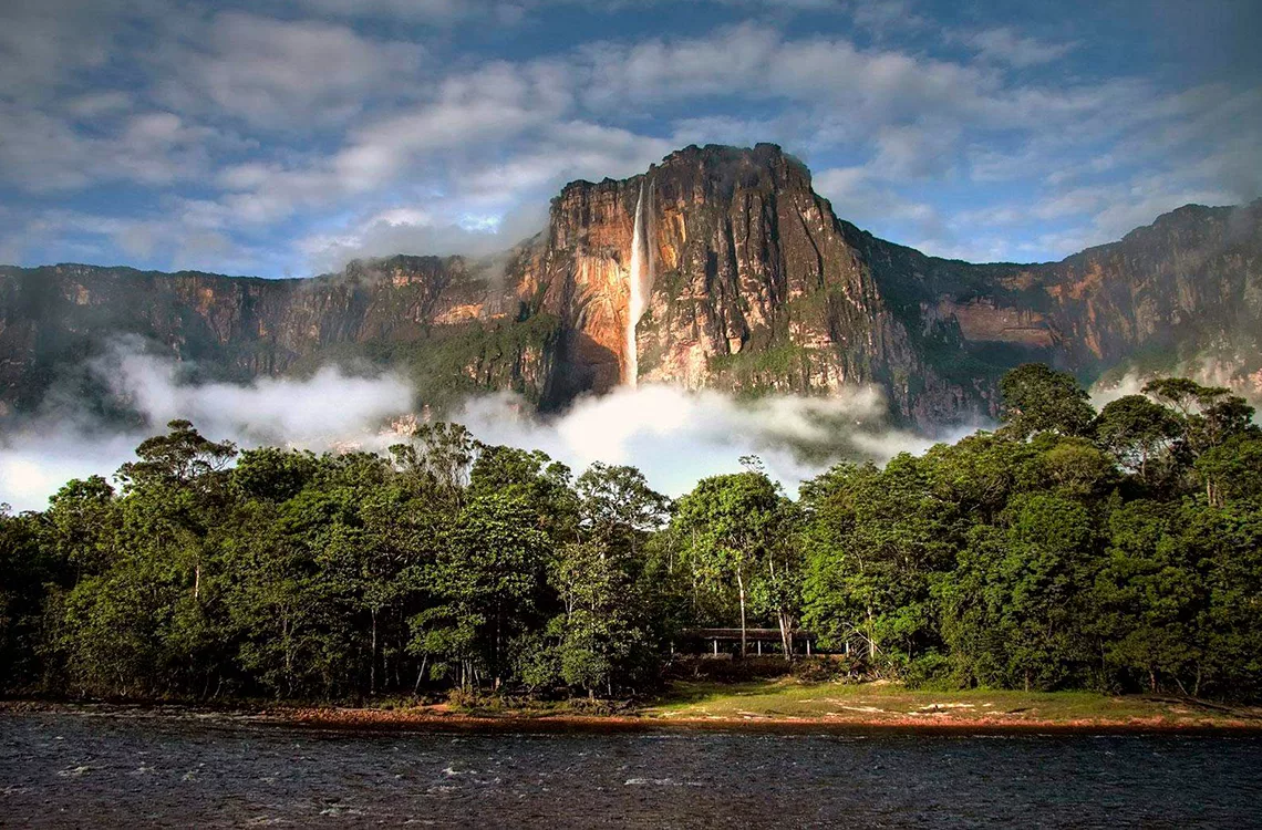 Activaran plan contra amenaza ambiental en el Parque Nacional Canaima